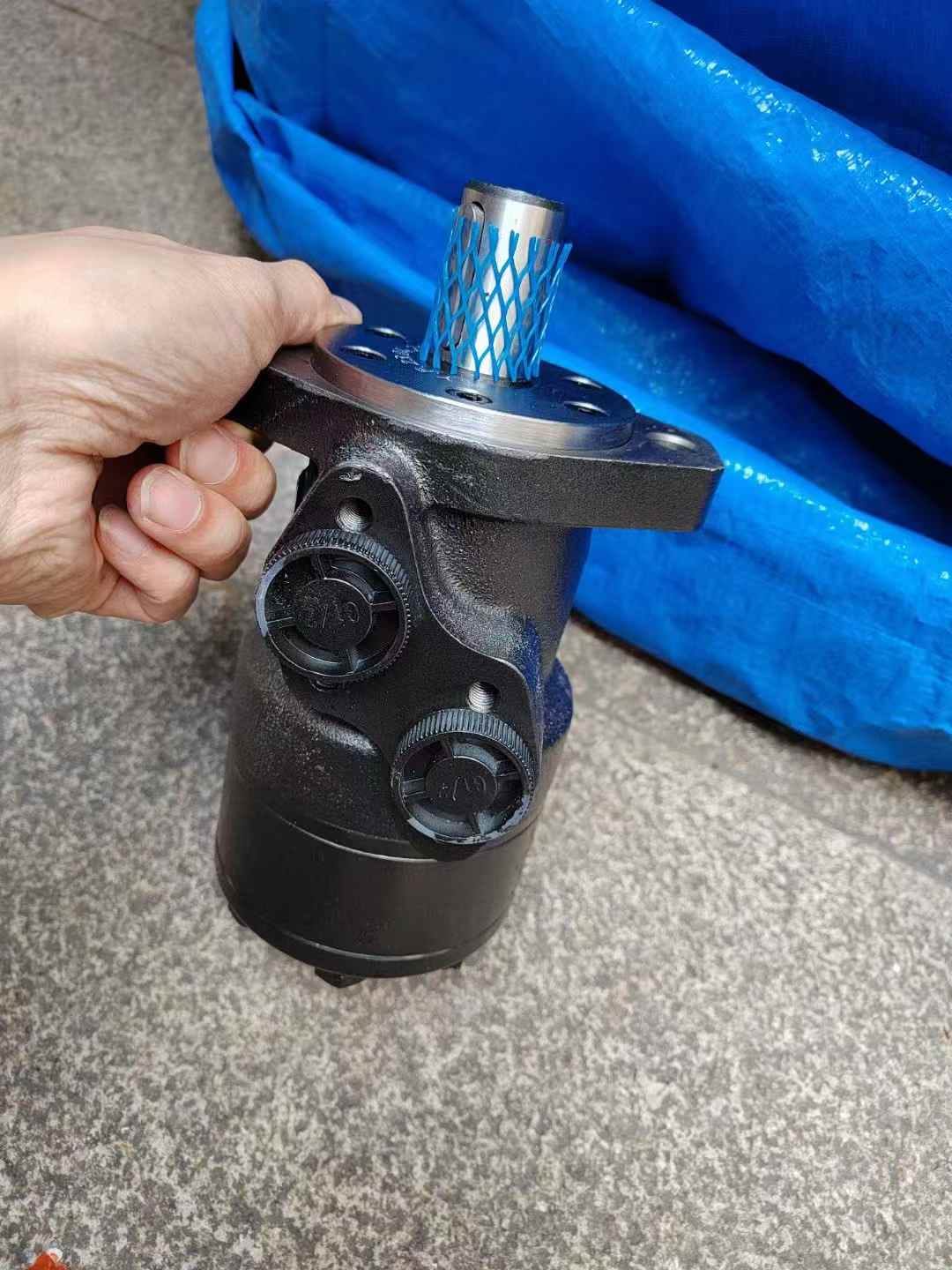 Excavator Track Shoe / Undercarriage Part